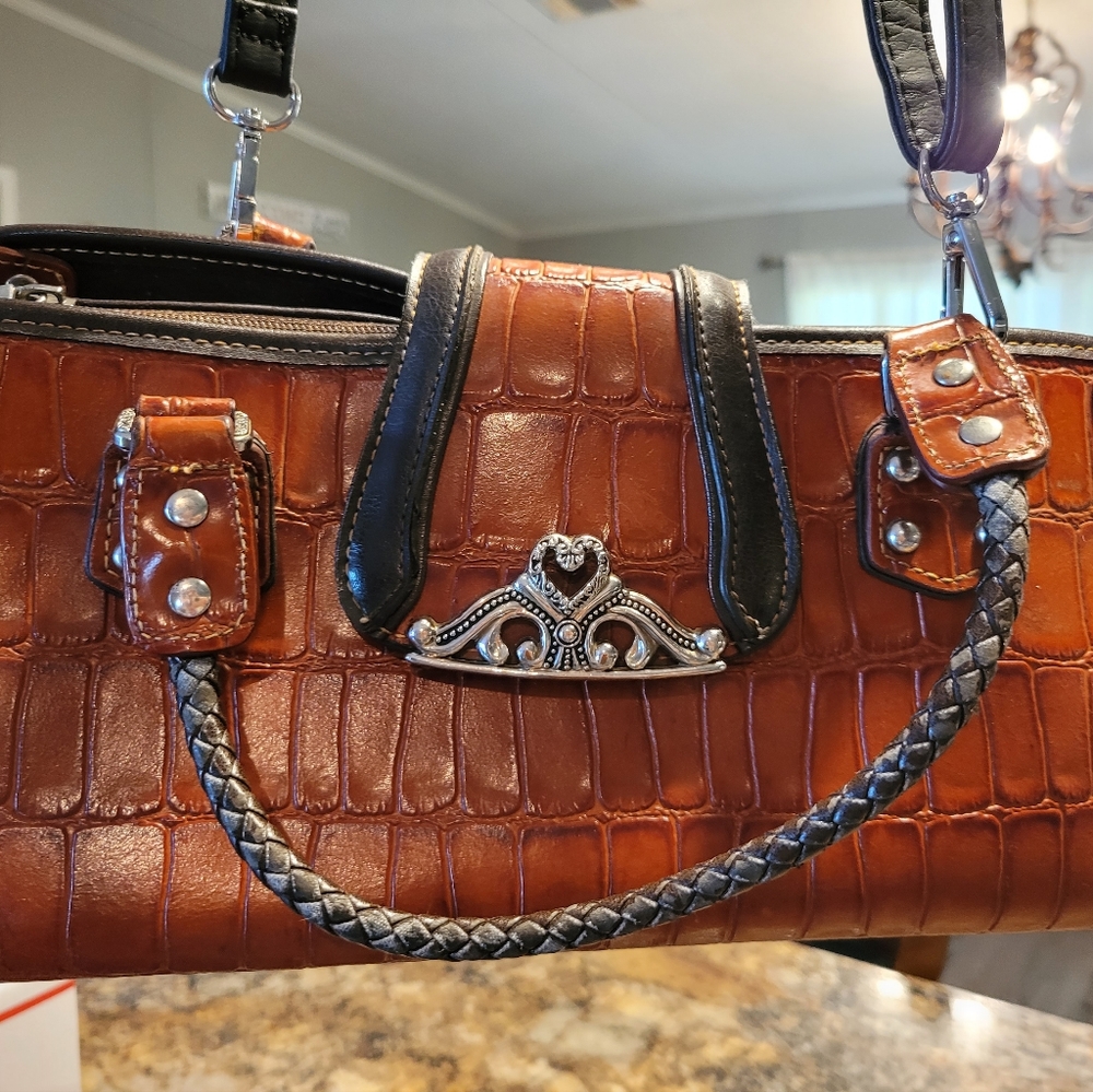 Purse. Good condition.